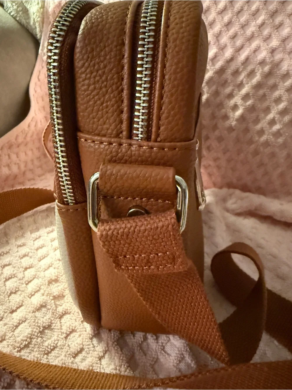 Two-Tone Tan and Cream Men's Messenger Crossbody
